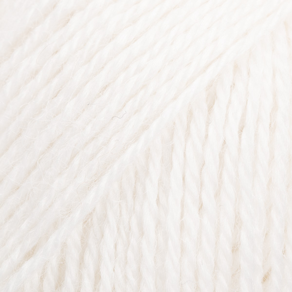 Drops Alpaca 4 Ply 50g