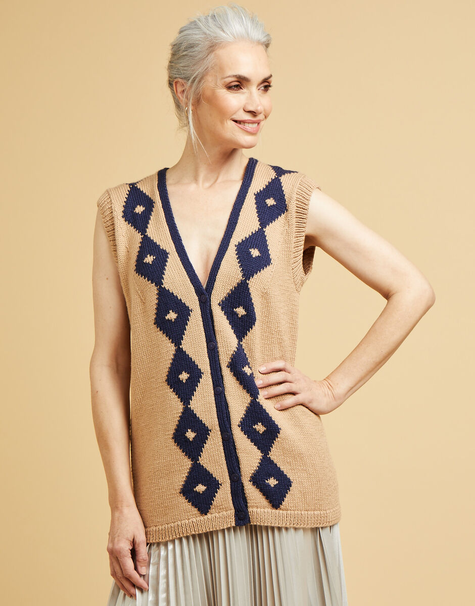 Sirdar No.1 DK Diamond Deco Tunic Pattern 10666