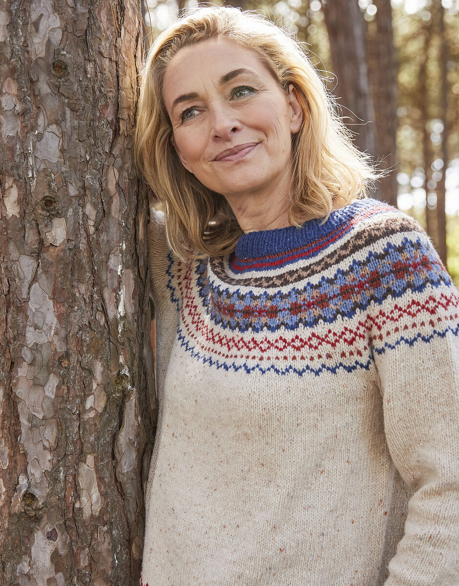 Sirdar Haworth Tweed DK Rambling Sweater Pattern 10690