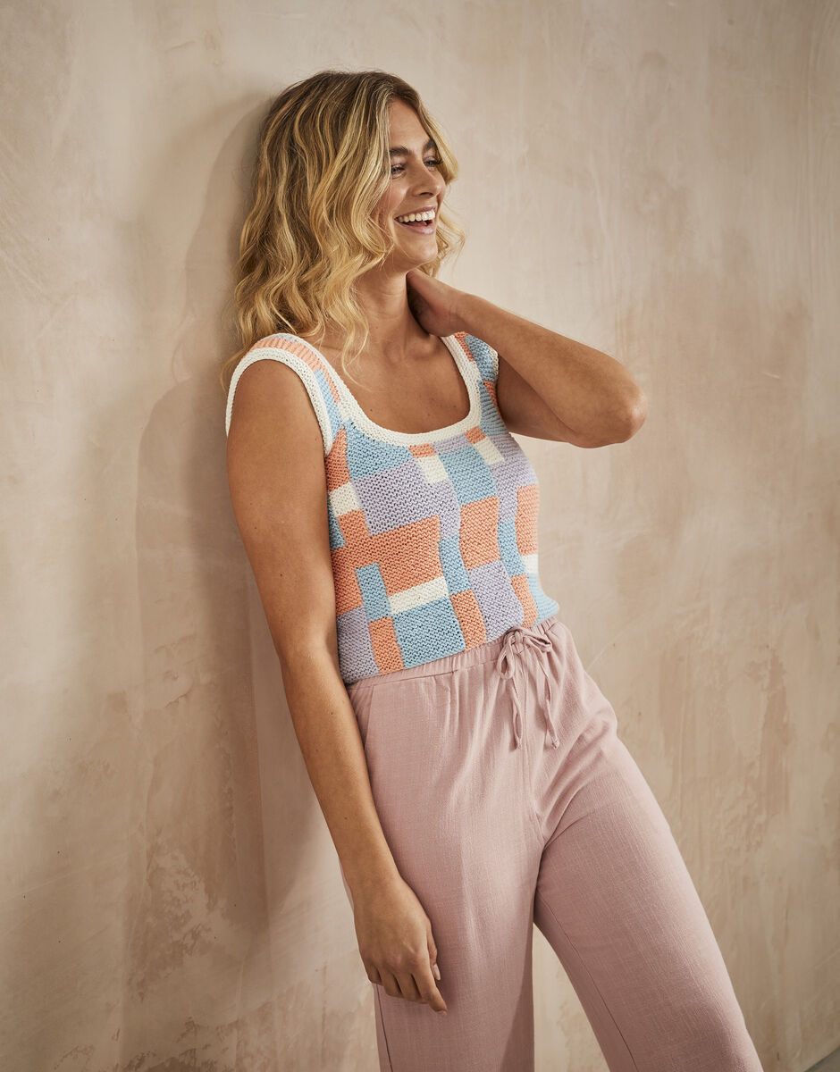 Sirdar Stories DK Staycation Top Crochet Pattern 10749
