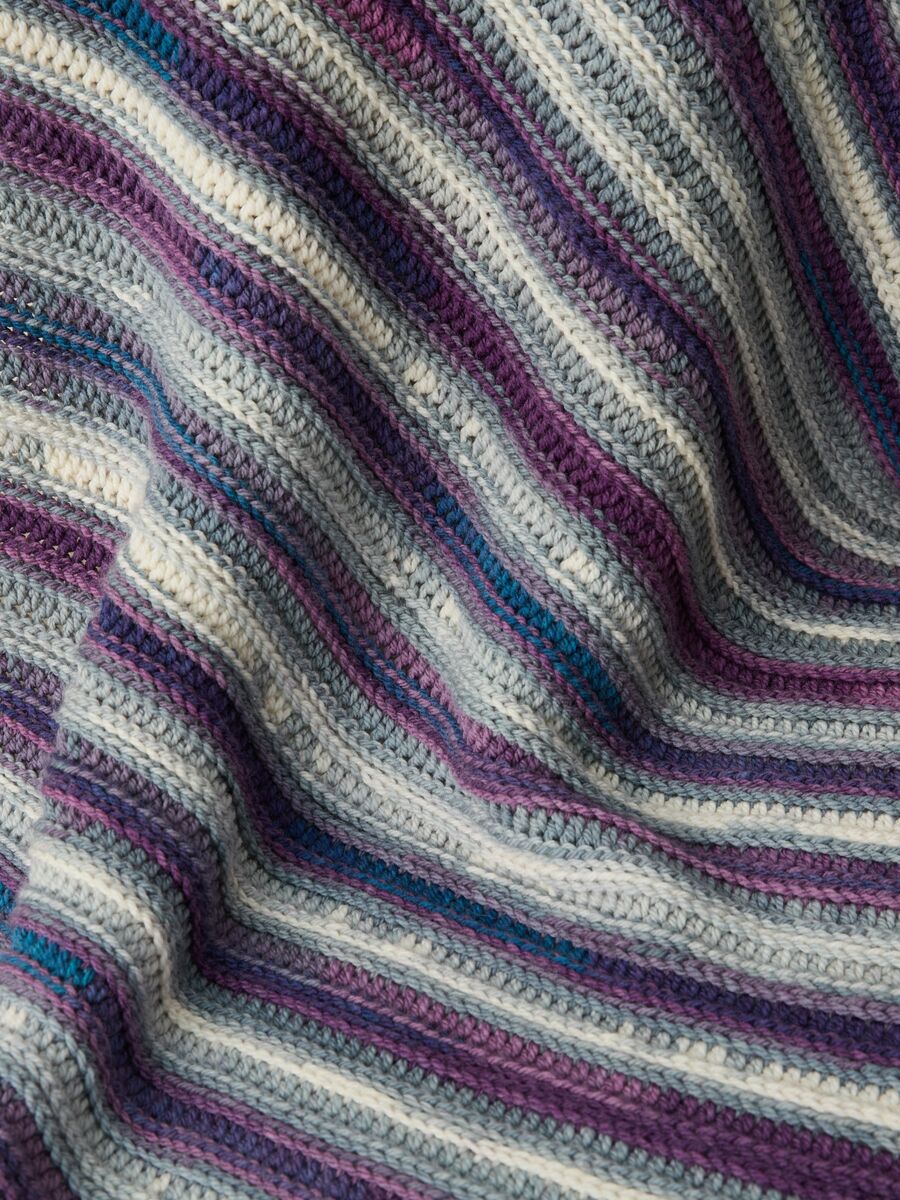 Hayfield Spirit Chunky Crochet Blanket Set Pattern 10867