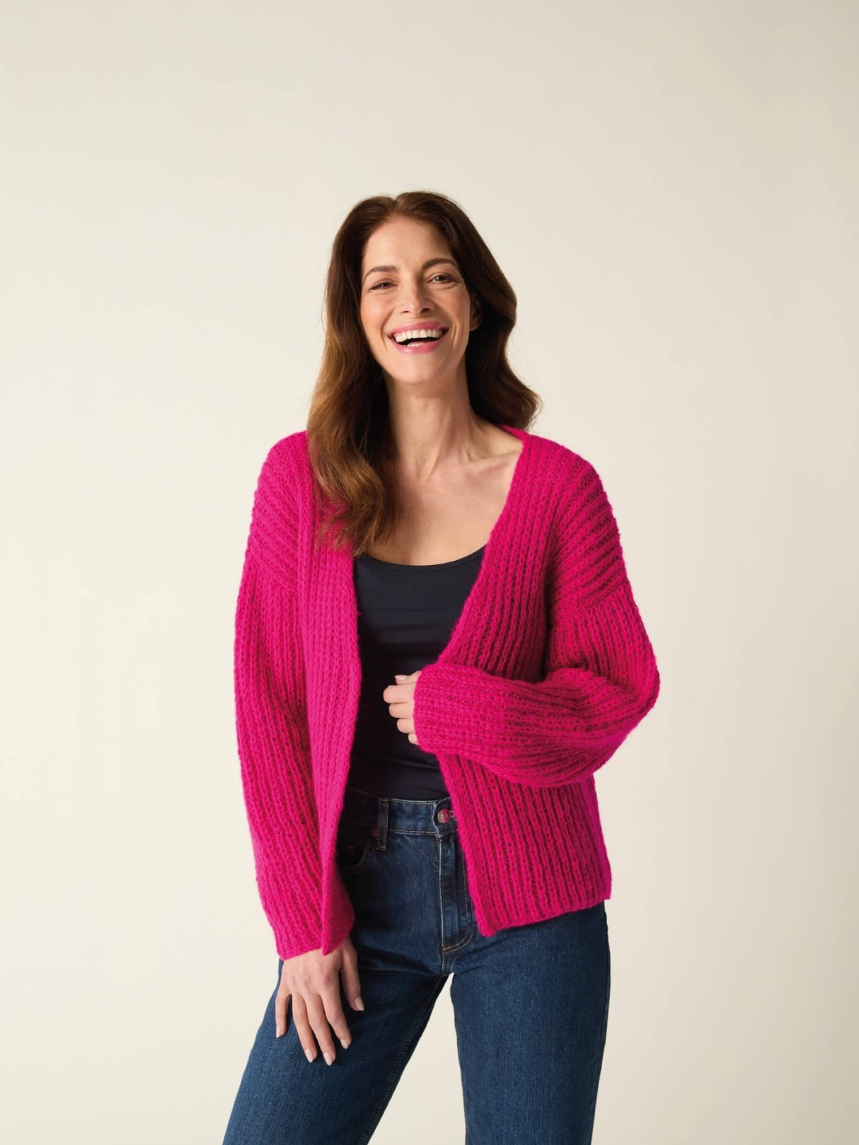 Sirdar Soft Down DK Cardigan Pattern 10879