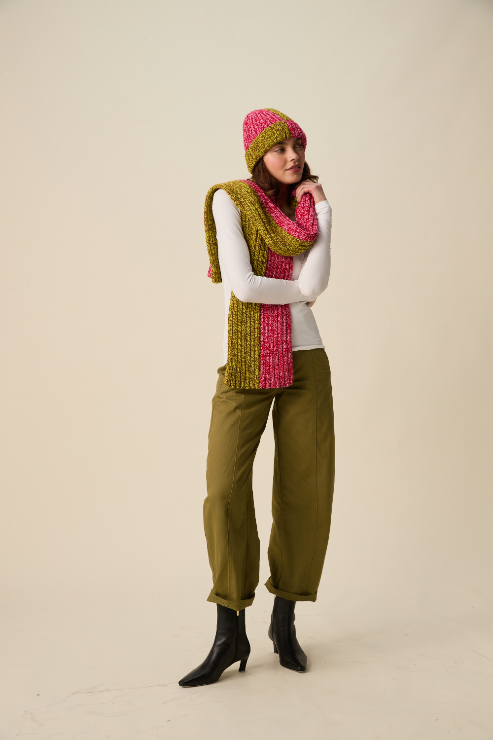 Sirdar Hayfield Bonus Marl Chunky Doubles Hat & Scarf Set Pattern 10954