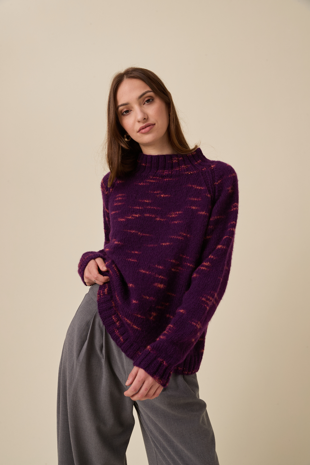 Sirdar Embers DK Kindling Raglan Sweater Pattern 10959