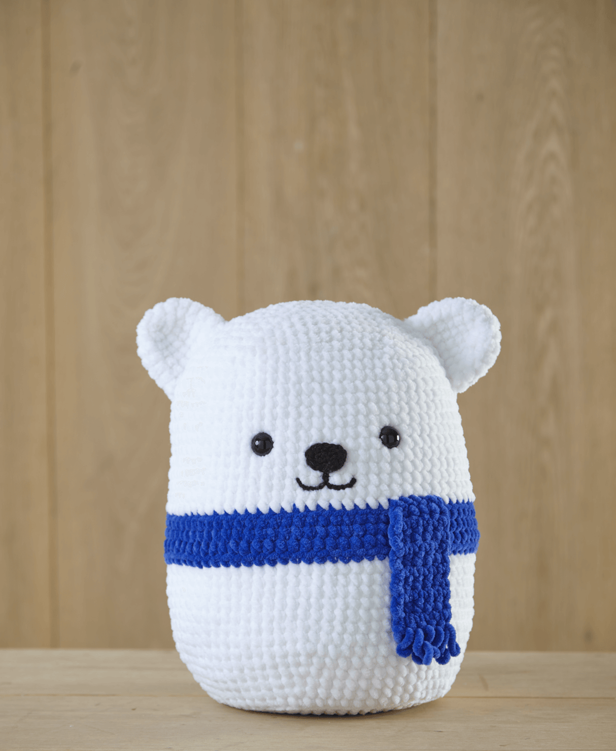 King Cole Christmas Crochet - Book 9