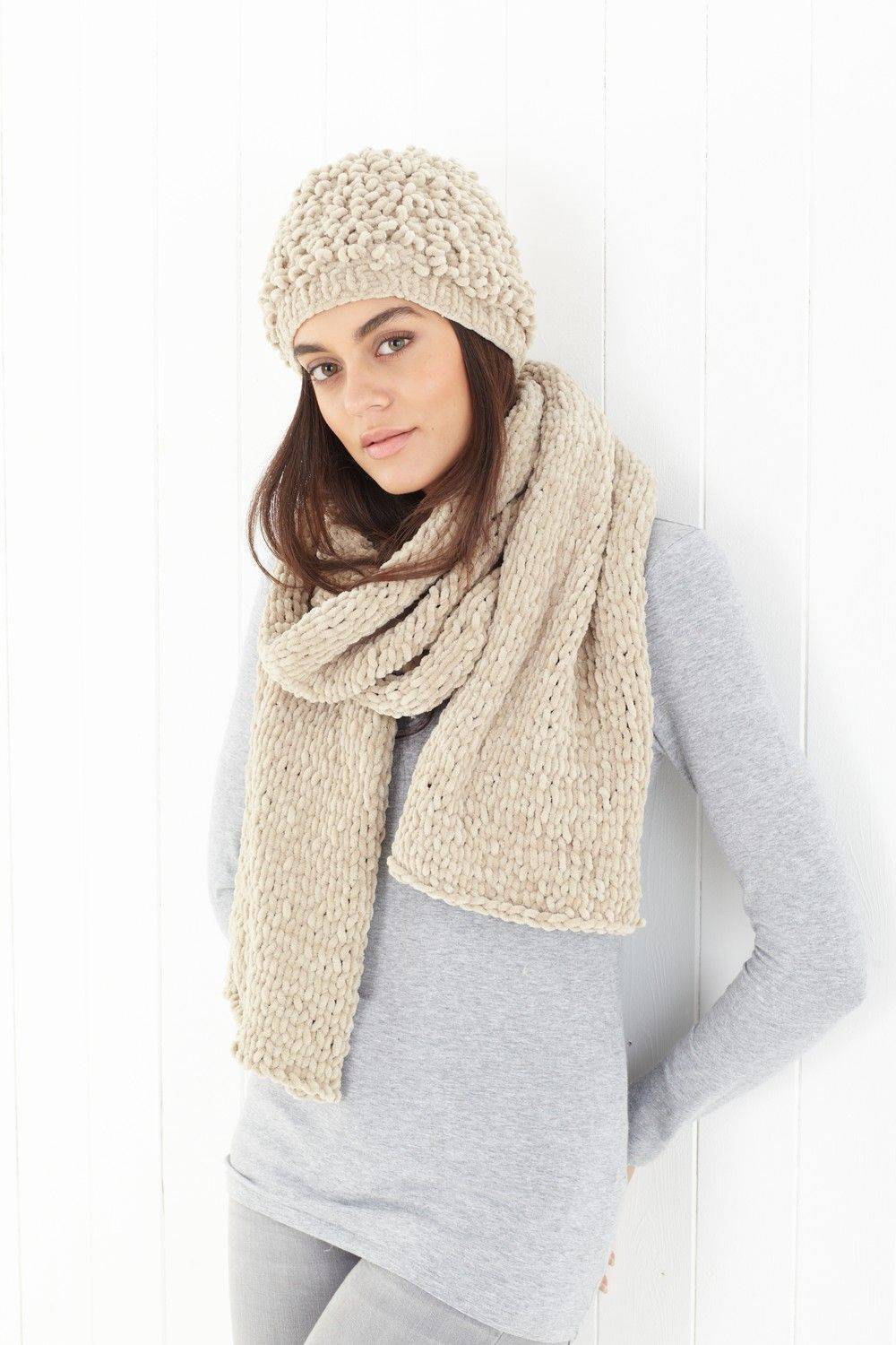 King Cole Funny Yummy Chunky Cowl, Scarf, Wrap, Hats, Blanket & Cushion Pattern 5540