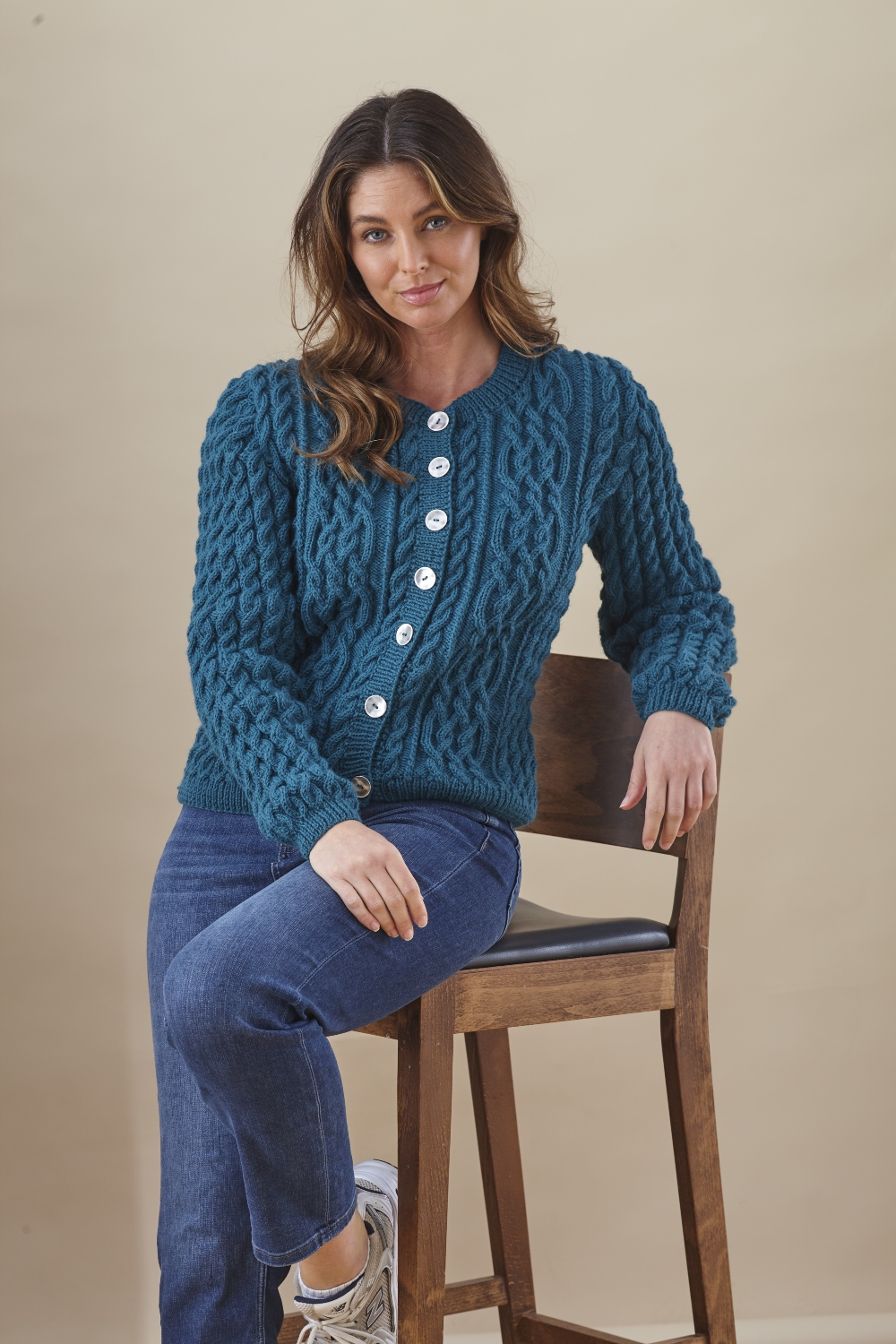 King Cole Merino Blend DK Cardigan and Slipover Pattern 6433