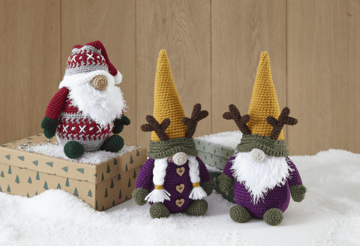 King Cole Christmas Crochet - Book 9