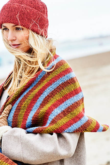 Stylecraft Highland Heathers DK Shawl & Beret Pattern 9862