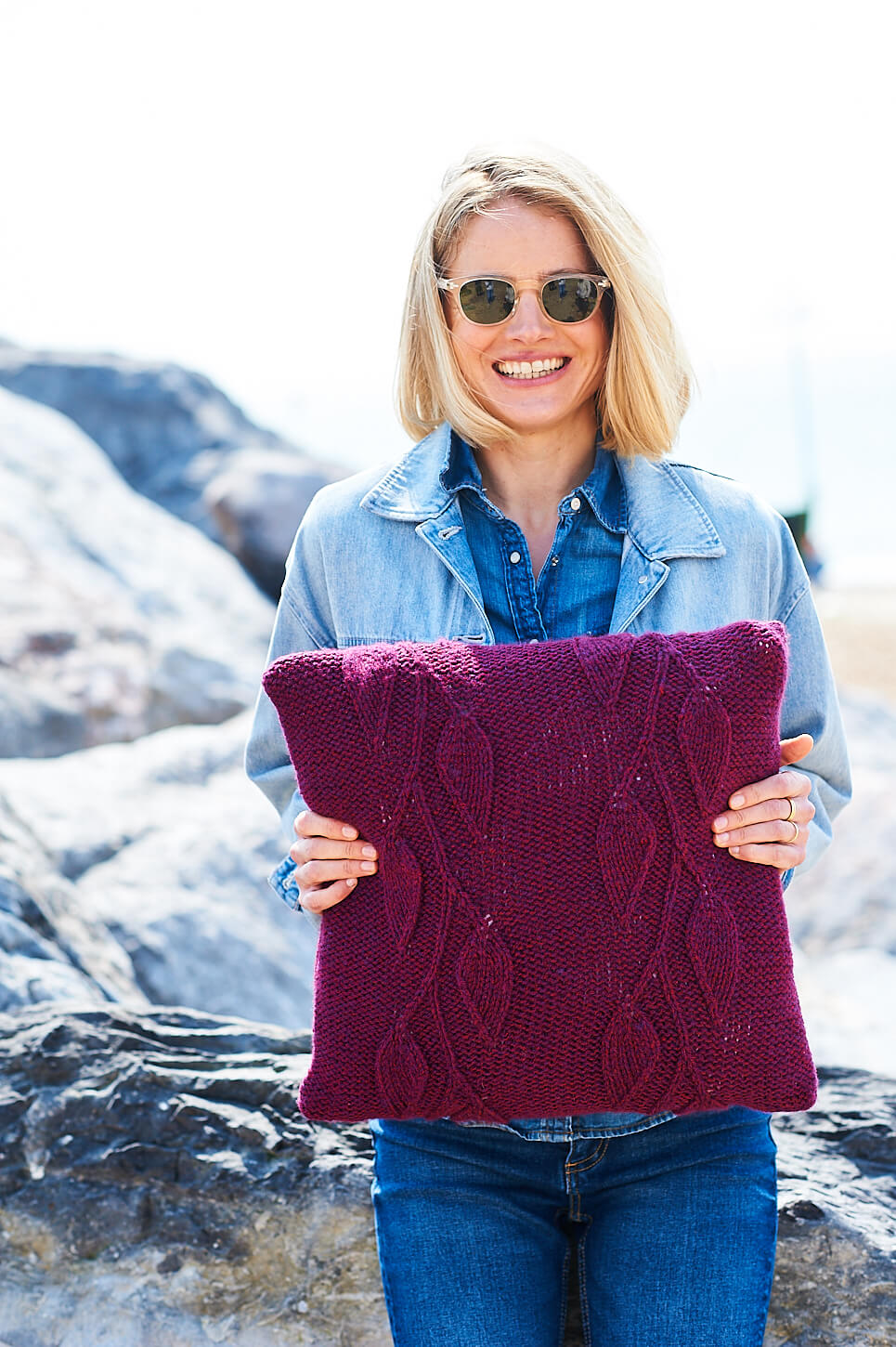 Stylecraft Fusion Chunky Blanket & Cushion Pattern 9944