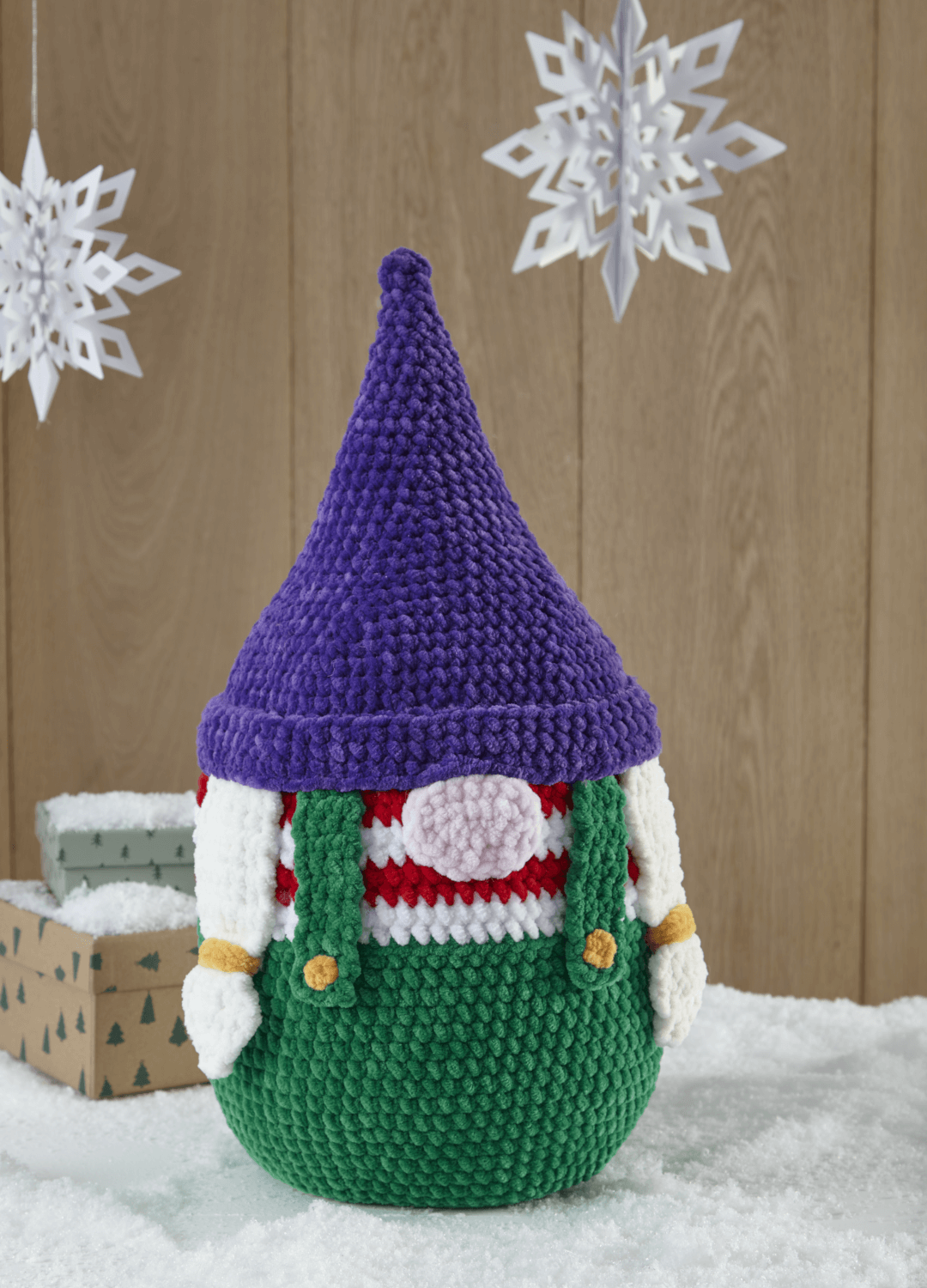 King Cole Christmas Crochet - Book 9