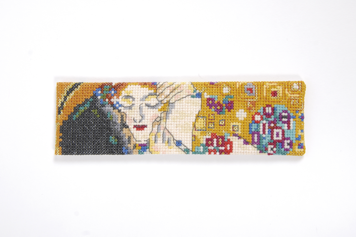 DMC Cross Stitch The Kiss Gustav Klimt Bookmark