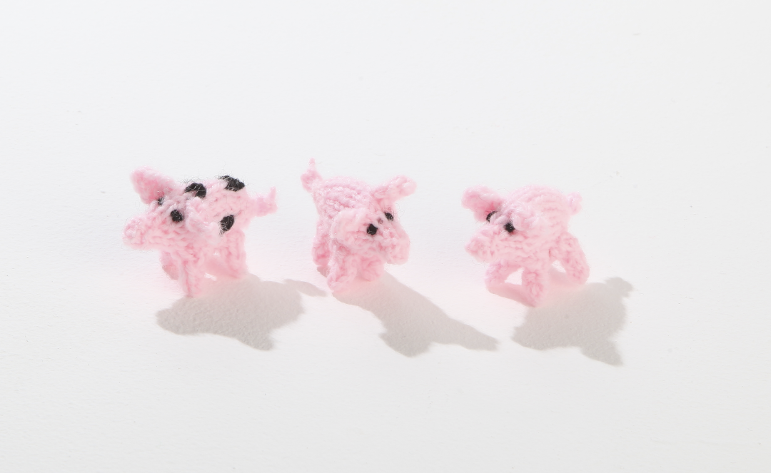 King Cole Foldaway Farmyard Friends – Book One