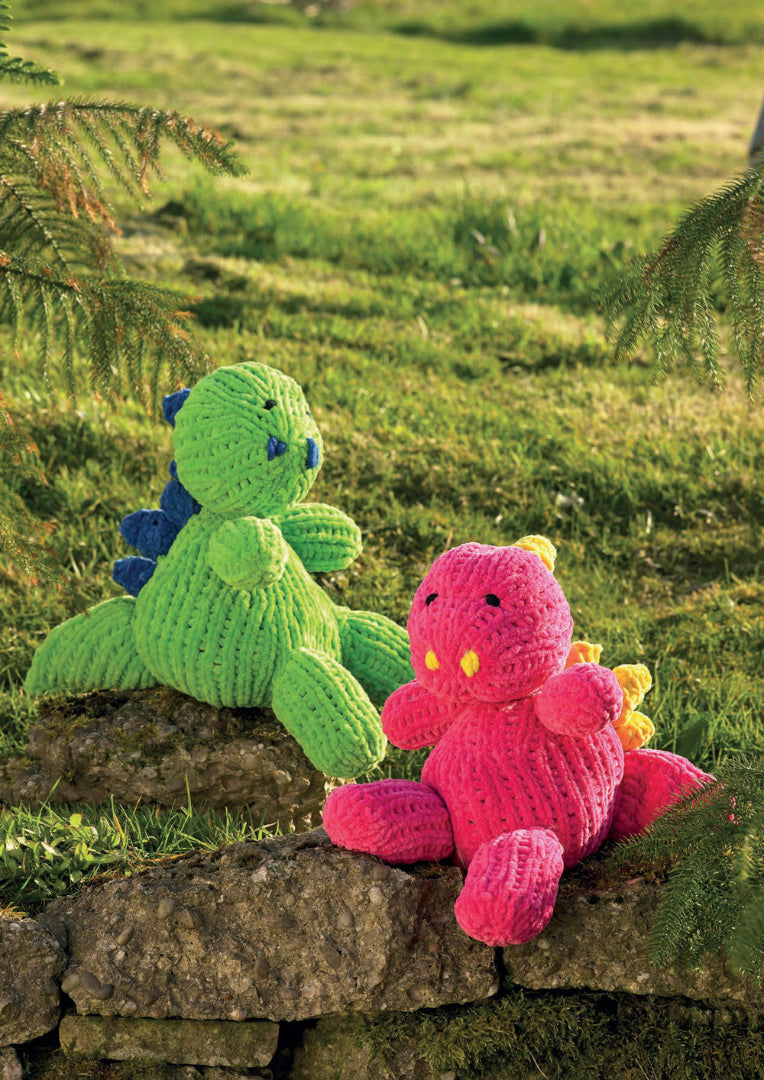 James C. Brett Huggable Super Chunky Dragon Toy Pattern JB1012