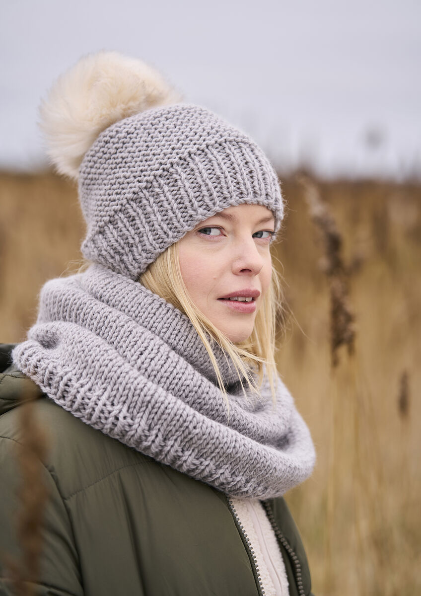Rowan Mode Salle & Highoak Snood and Hat Pattern by Quail Studio