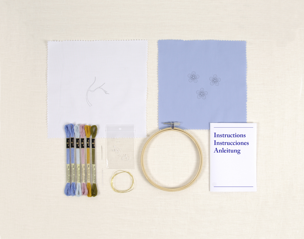 DMC Embroidery Forget Me Not by Pippa Haynes 3D / Stumpwork