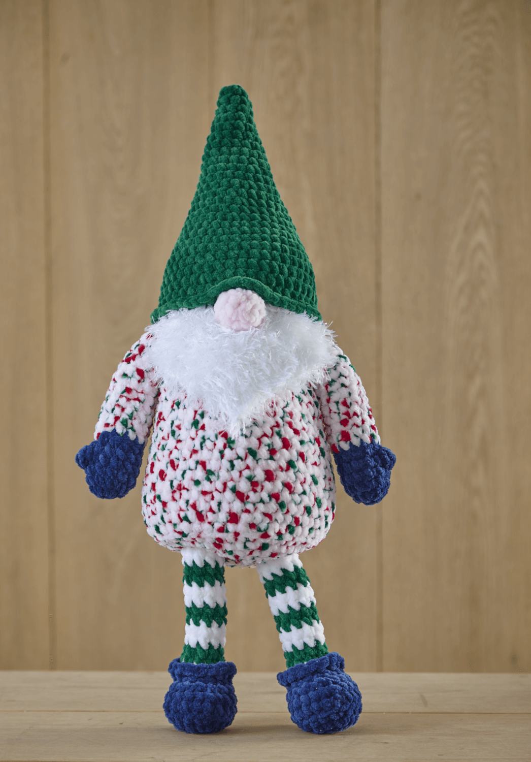King Cole Christmas Crochet - Book 9