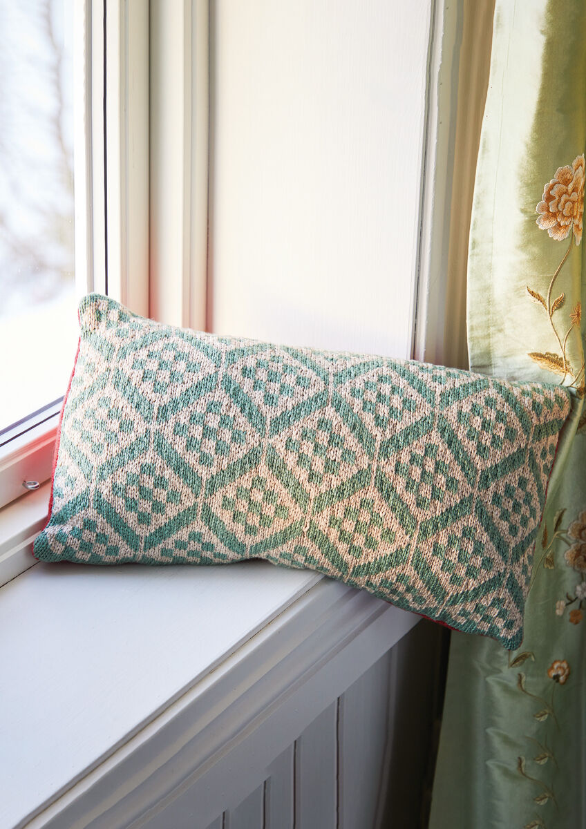 Rowan Soft Yak DK Vesla Cushion Cover Pattern By Arne & Carlos