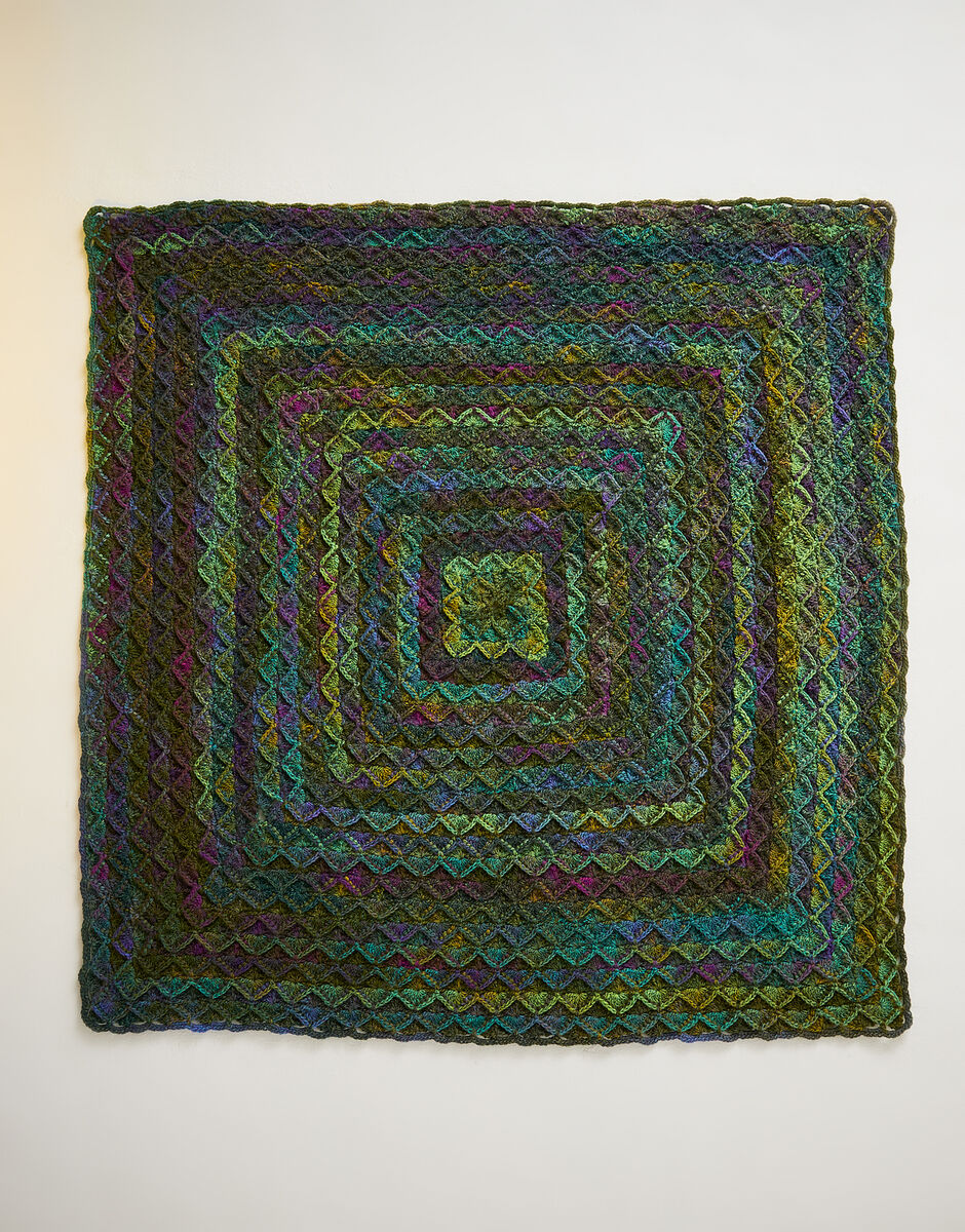 Sirdar Jewelspun Aran Blanket Pattern 10724