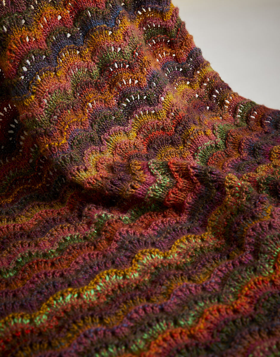 Sirdar Jewelspun Aran Blanket Pattern 10723