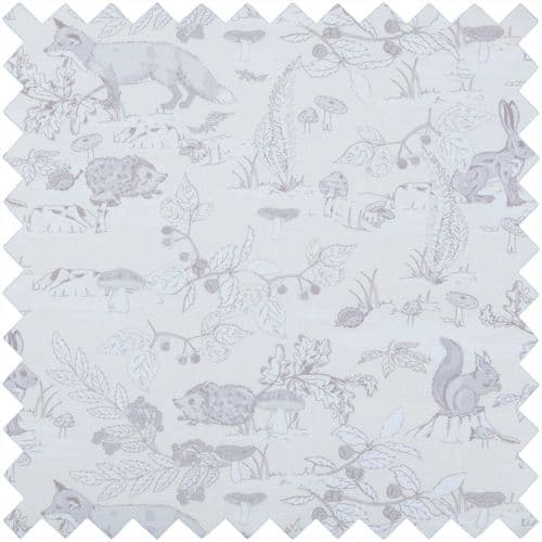 Hobbygift Sewing Kit Fold-Over Scalloped Edge - Woodland Toile