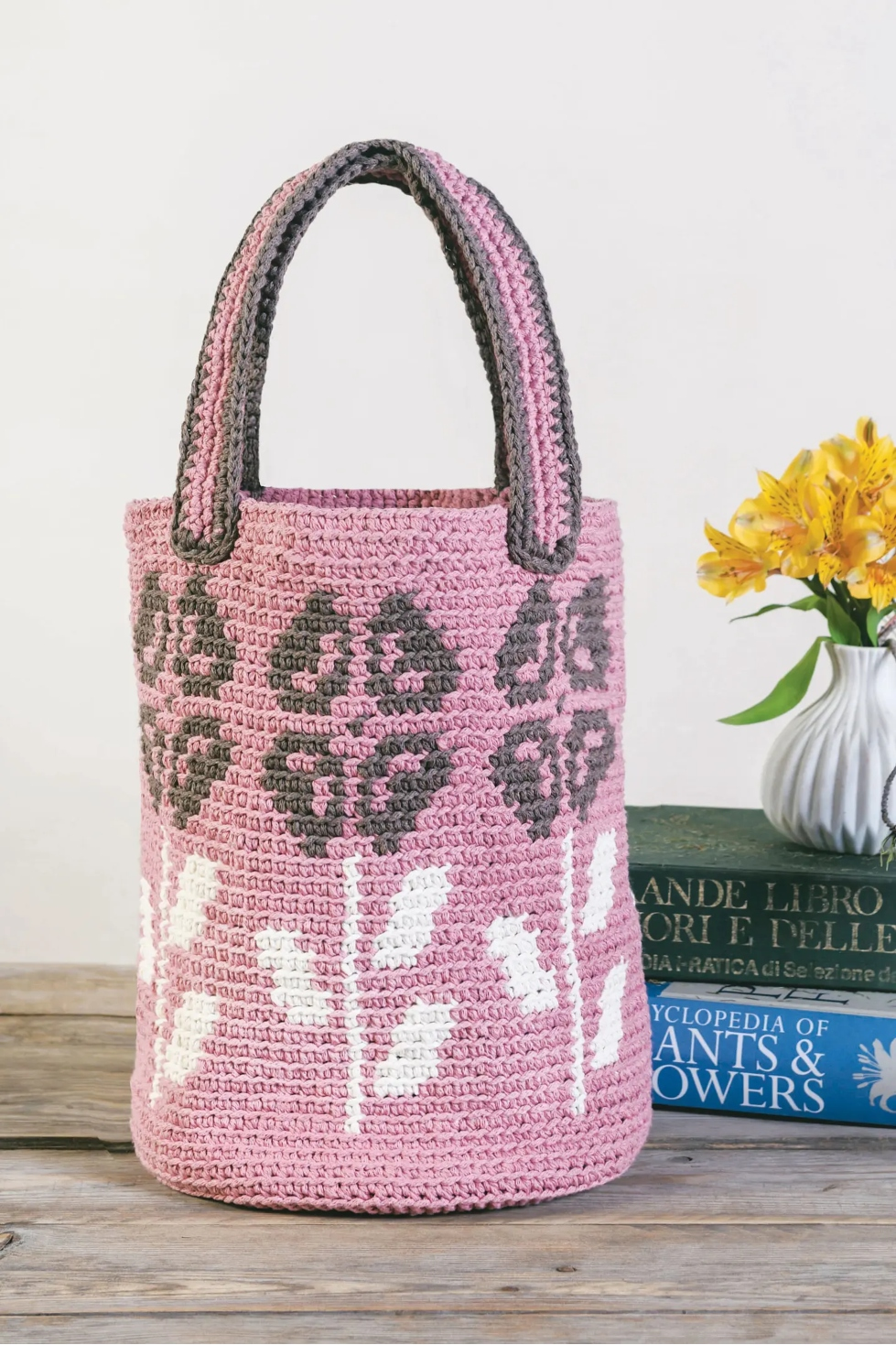 DMC Nova/Eco Vita Recycled Cotton Pattern Book - 15770