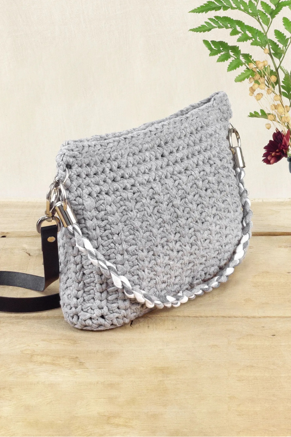 DMC Eco Vita Recycled Cotton Tape Yarn Bags & Accessories Pattern Book 15895