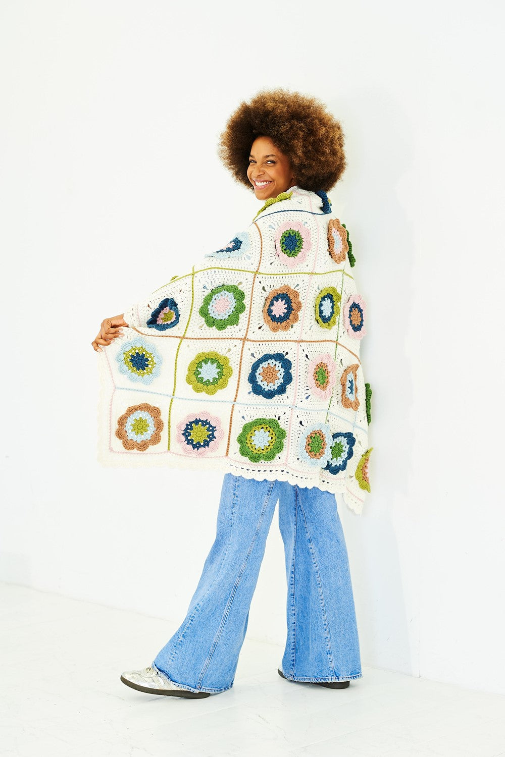 Stylecraft Softie Chunky Crochet Cosy Garden Blanket Pattern 10199