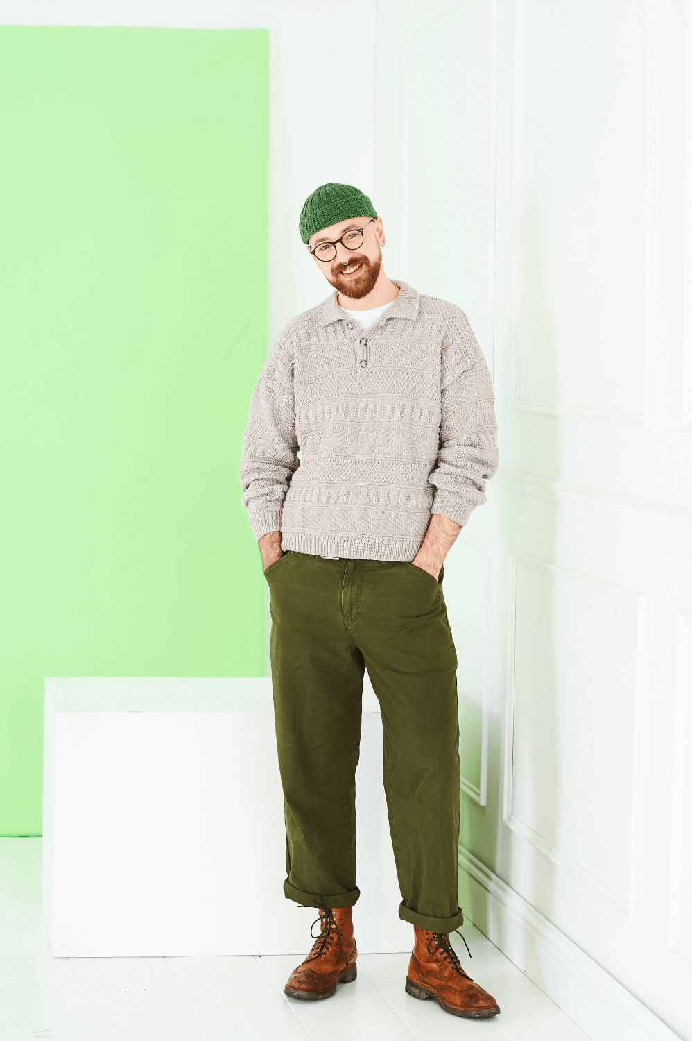 Stylecraft Bambino DK Sweaters Pattern 10233