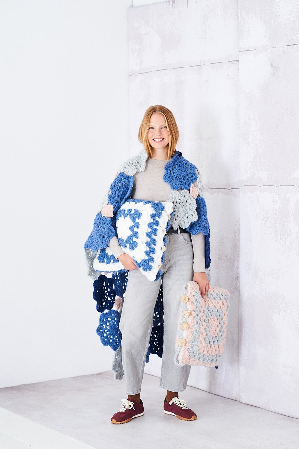 Stylecraft Cloudlike Super Chunky Crochet Blanket and Cushion Pattern 10257