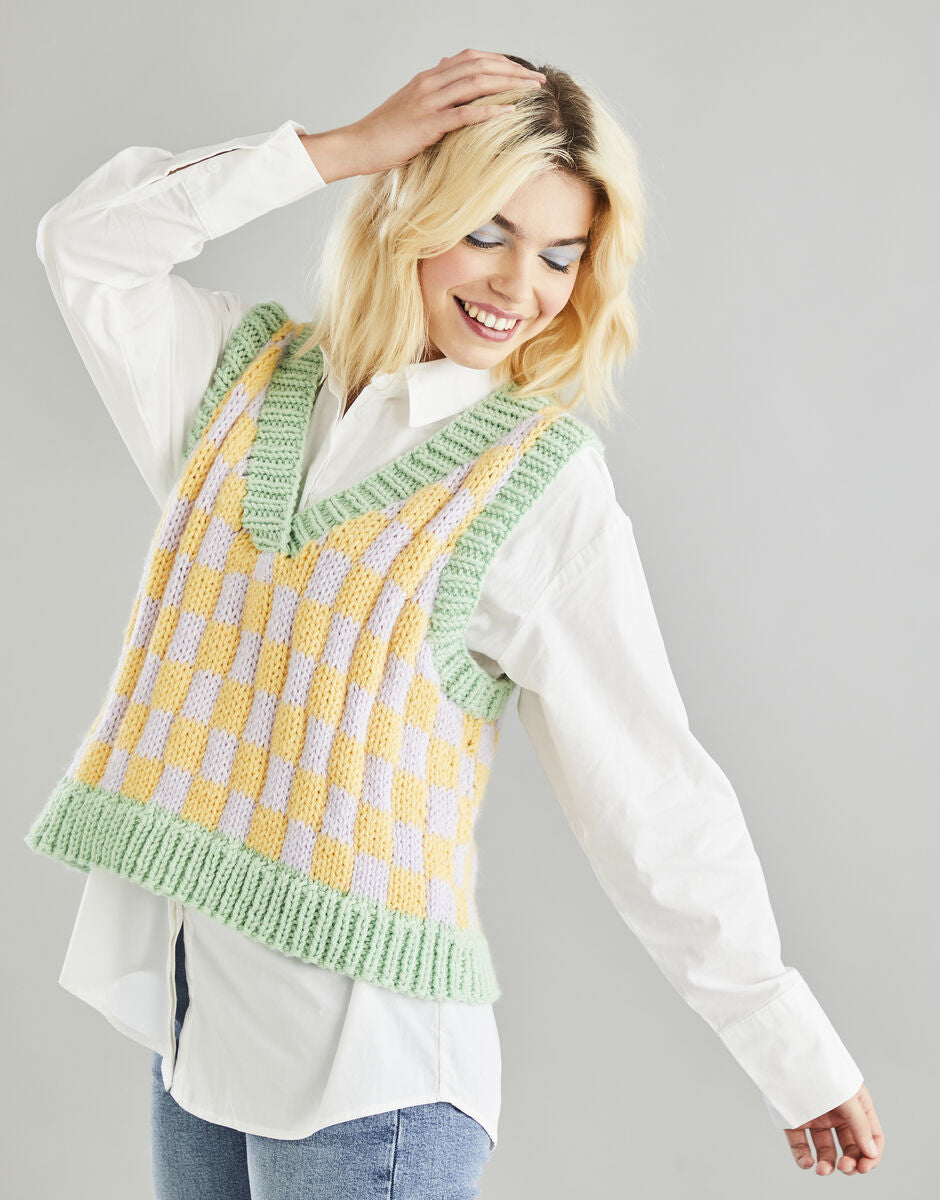 Hayfield Bonus Chunky Checkerboard Sweater Vest Pattern 10599
