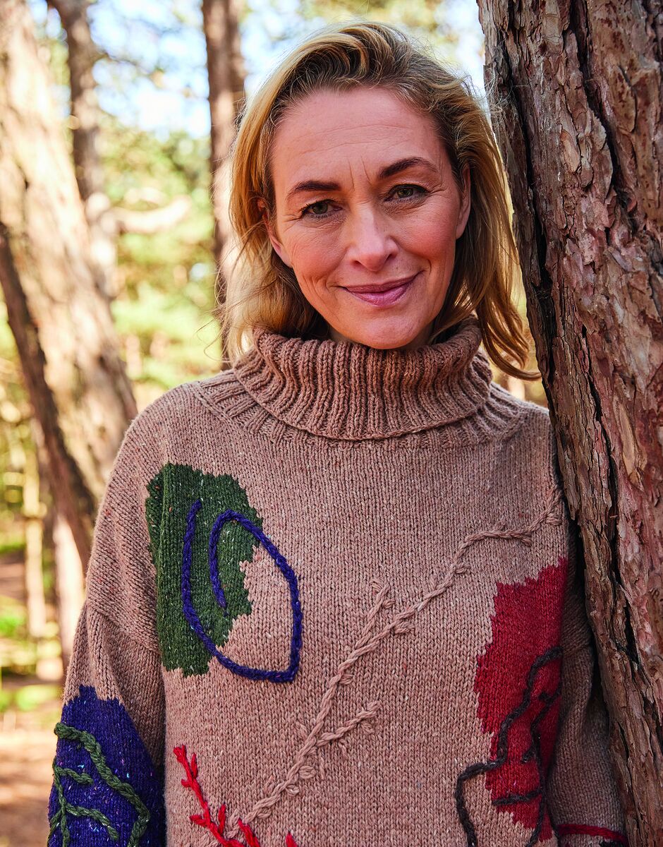 Sirdar Haworth Tweed DK Hedgerow Sweater Pattern 10694