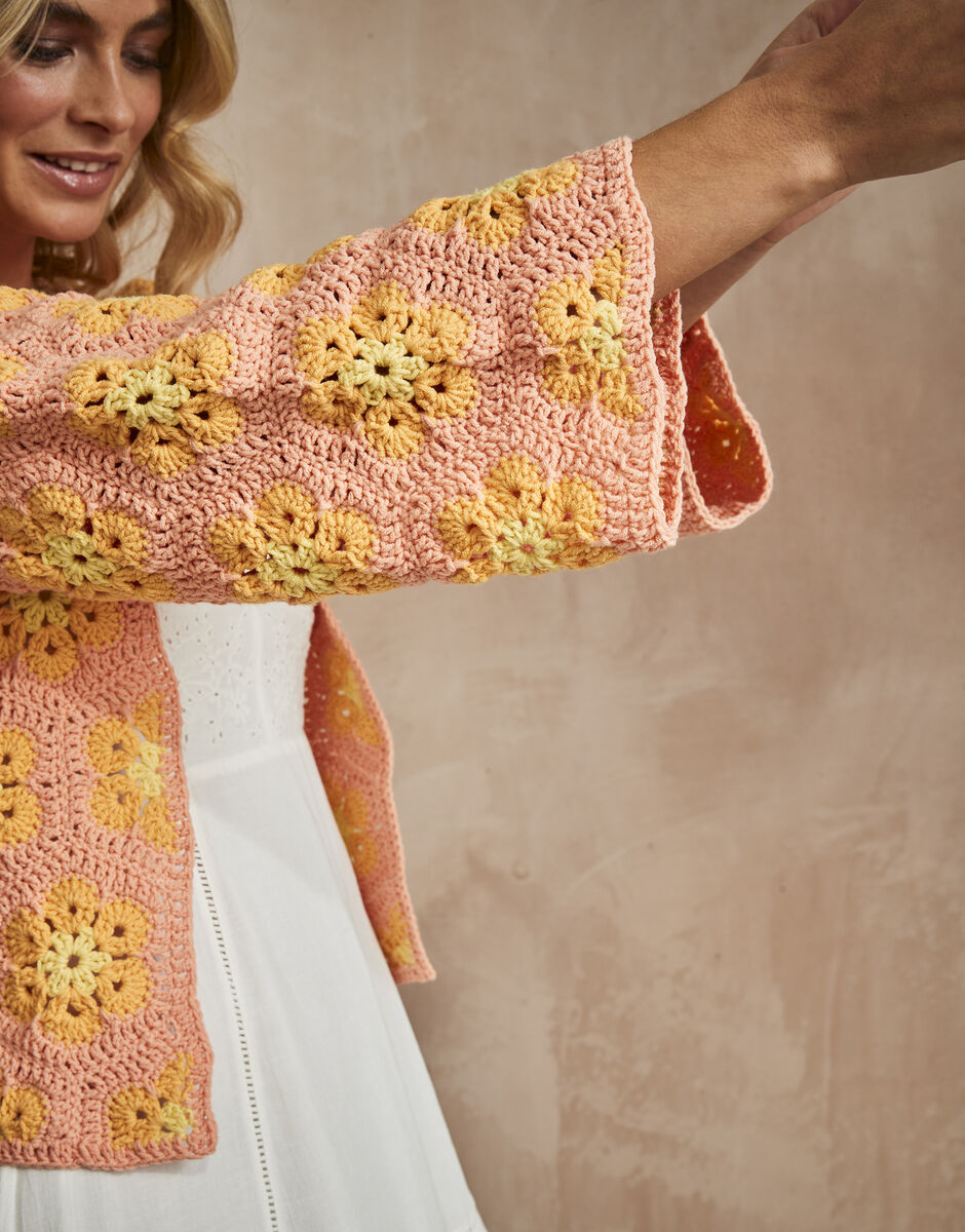 Sirdar Stories DK Daydream Cardigan Crochet Pattern 10742