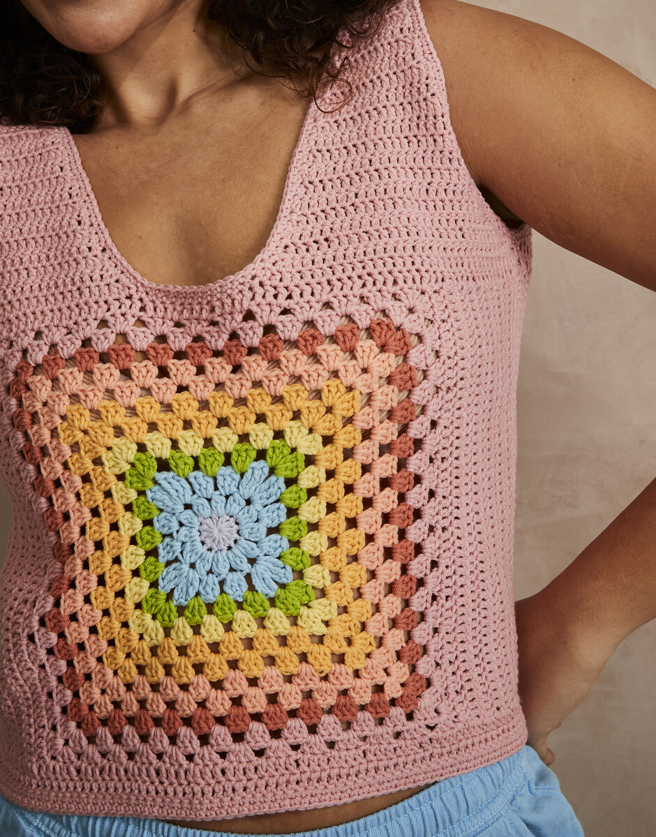 Sirdar Stories DK Metro Square Top Crochet Pattern 10743