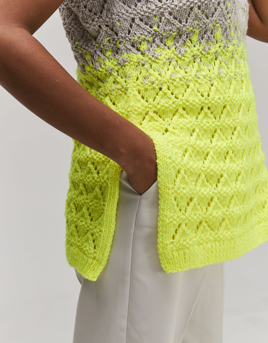 Hayfield Bonus DK Glow & Go Top Pattern 10755