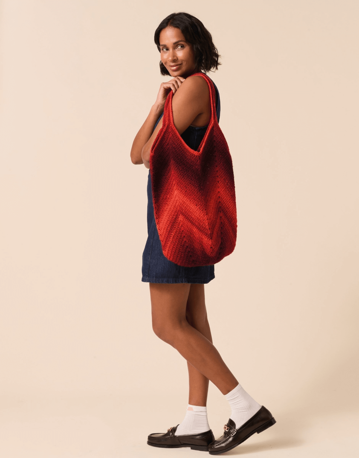 Sirdar Jewelspun Ombre Aran Chevron Glow Crochet Tote Pattern 10928
