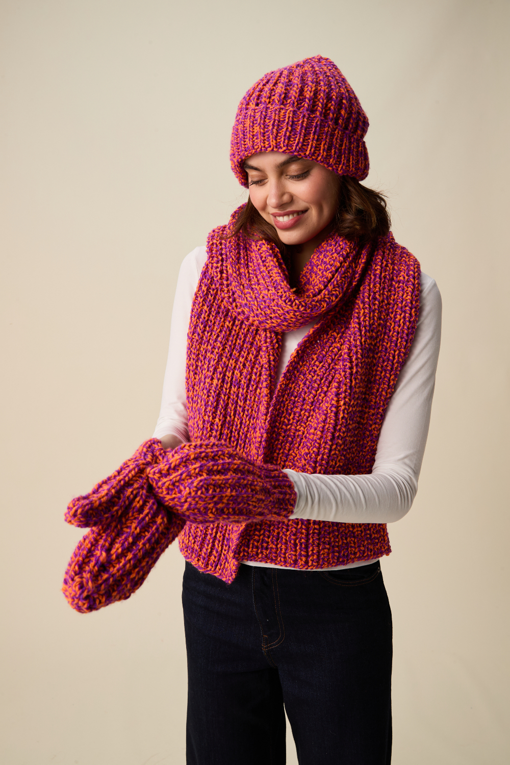 Sirdar Hayfield Bonus Marl Chunky Together Hat, Scarf & Mitts Pattern 10955