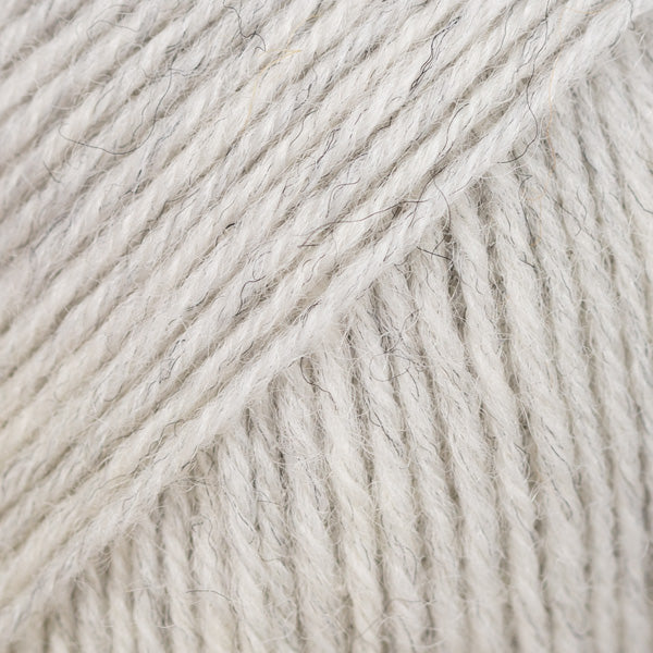 Drops Fabel 4 Ply 50g