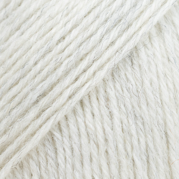 Drops Fabel 4 Ply 50g