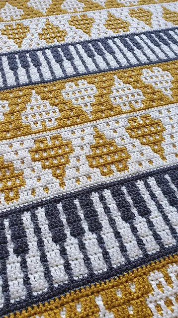 Heart of Gold Blanket by Rosina Plane - Yarn Pack