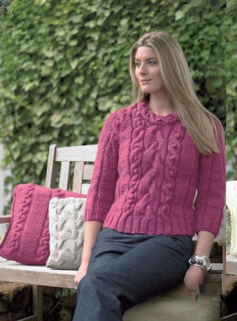 King Cole Magnum Chunky Sweater Tunic & Cushion Covers Pattern 3302*
