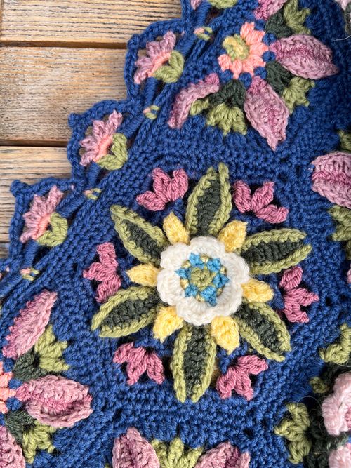 Climbing Rose Wrap By Janie Crow - Yarn Pack