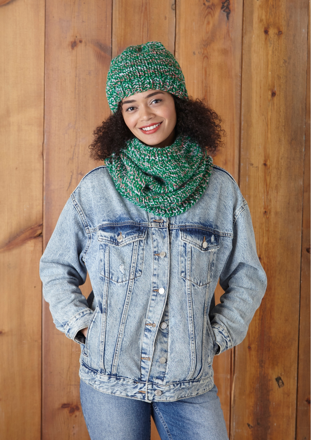 King Cole Christmas Super Chunky Throw, Scarf, Snood & Hat Pattern 5781