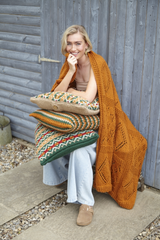 King Cole Dalesway Chunky Homeware Accessories Pattern 6415