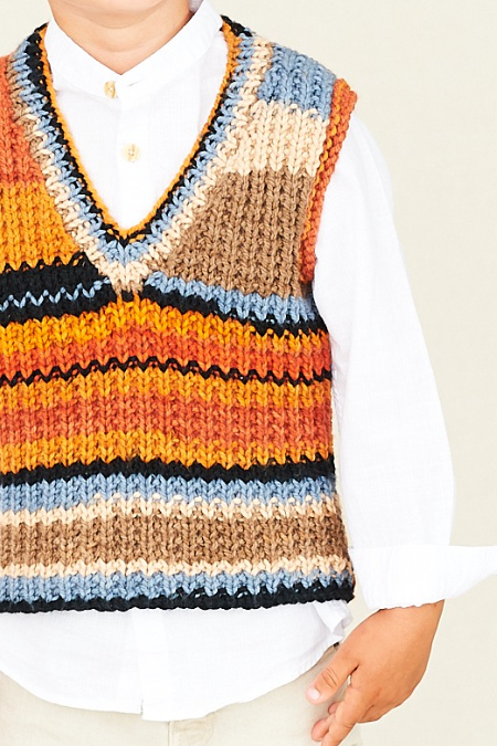 Stylecraft Merry Go Round Chunky Sweater & Tank Top Pattern 10045