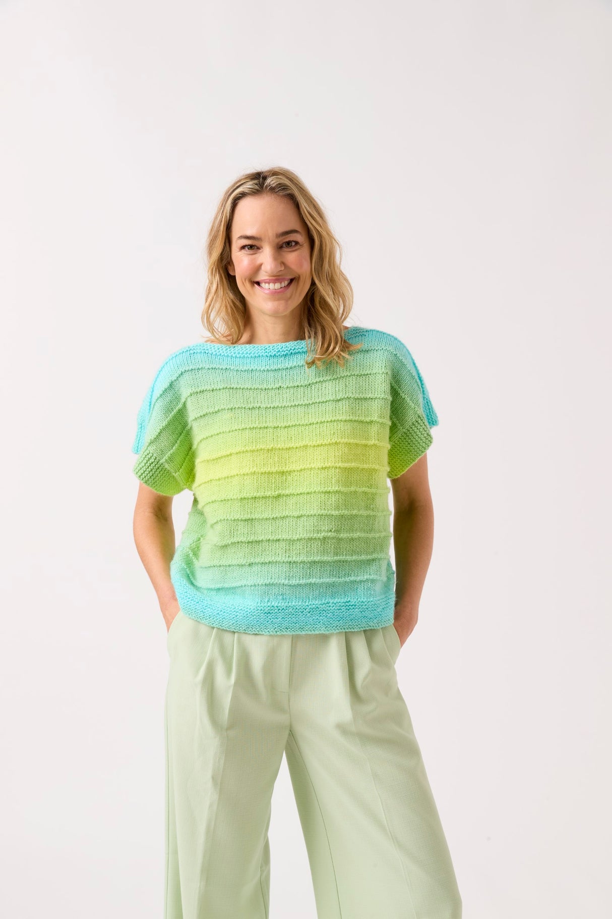 Sirdar Jewelspun Ombre Aran To A Tee Knitted Top Pattern 10843