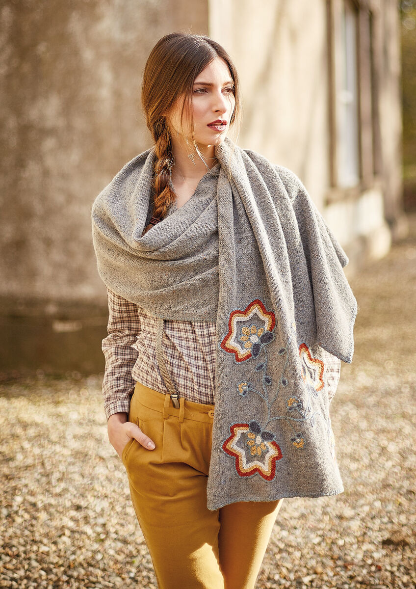 Rowan Felted Tweed DK Reiver Wrap Pattern By Lisa Richardson