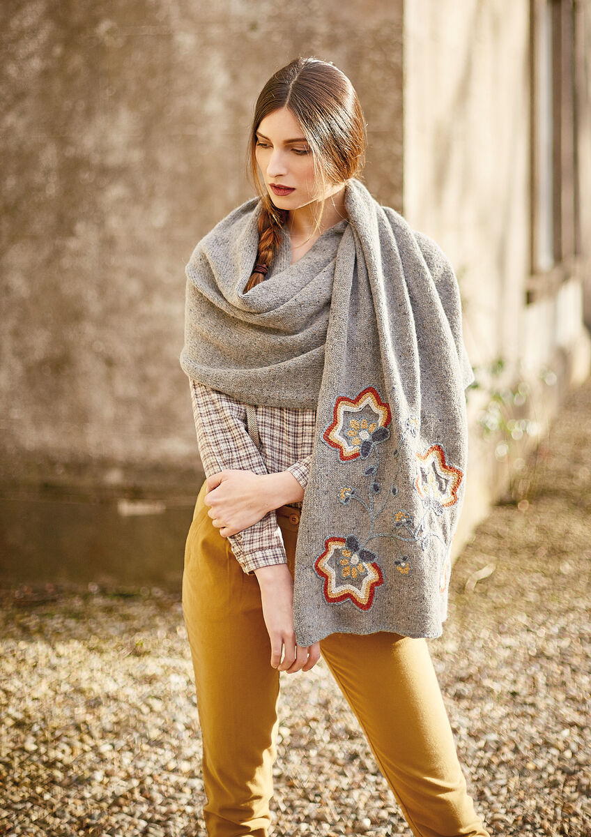 Rowan Felted Tweed DK Reiver Wrap Pattern By Lisa Richardson