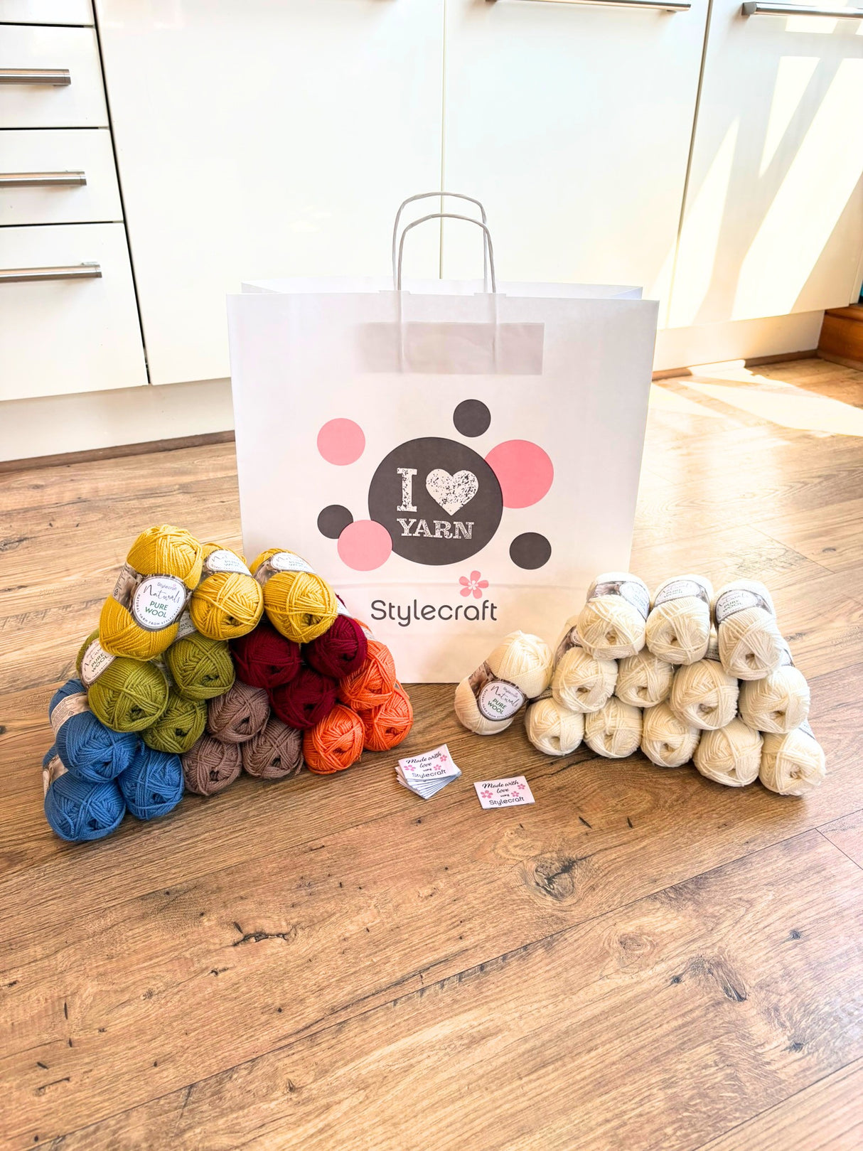 Stylecraft Love Letters to Autumn by MadebyAnita - Crochet Along (CAL)