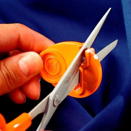 Fiskars SewSharp Restorer - Scissor Sharpener